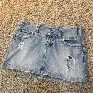 Y2K American Eagle Outfitters Light Blue Distressed Denim Mini Skirt Size 4